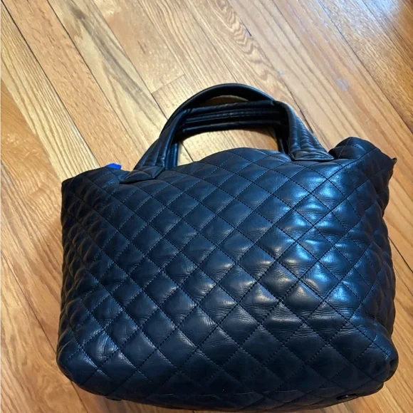 EUC, barely used MZ Wallace Black Leather Quilted Small Metro Deluxe Tote - Picture 4 of 14